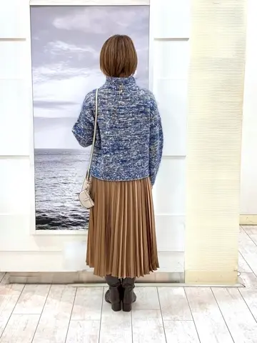 自由区 中鉢 コーディネート画像