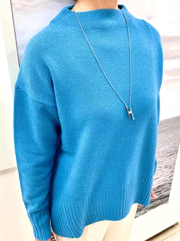 自由区 中鉢 コーディネート画像