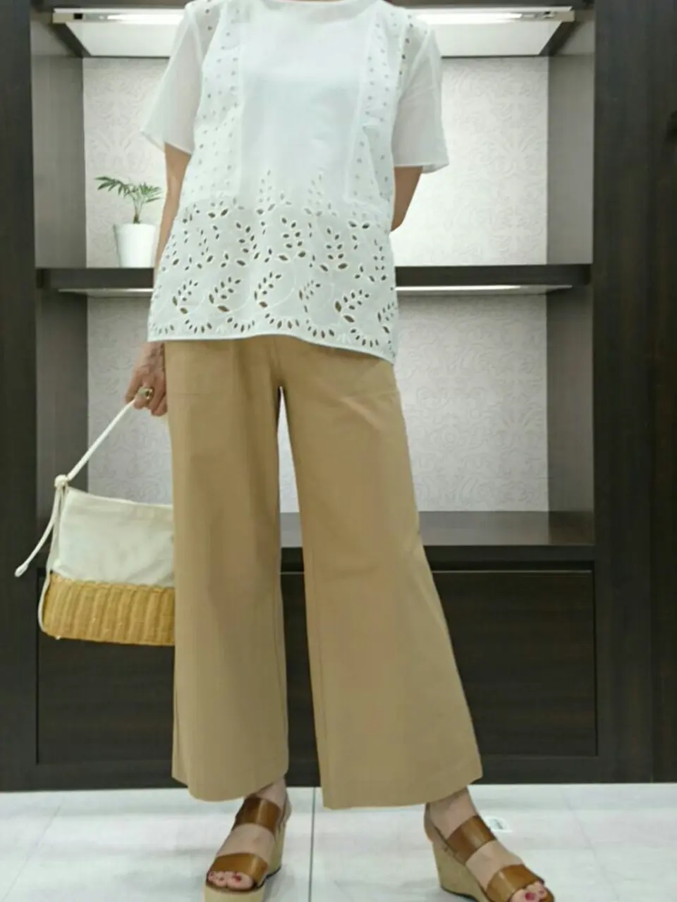  新保 コーディネート画像