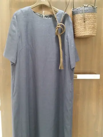 自由区 新保 コーディネート画像