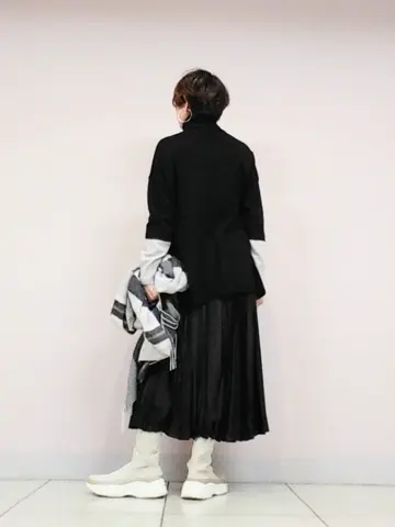 自由区 浅野 コーディネート画像