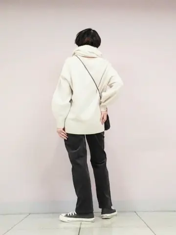 自由区 浅野 コーディネート画像