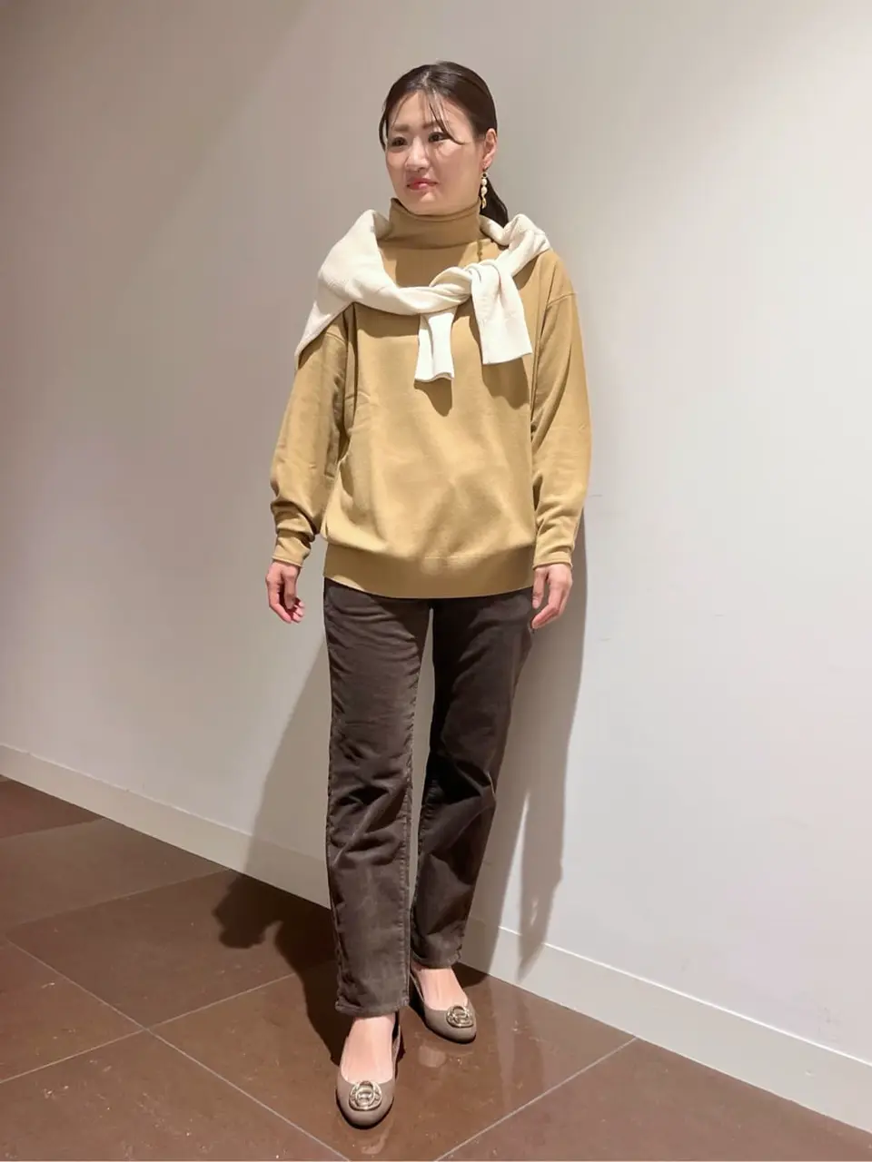 自由区 古宮 コーディネート画像