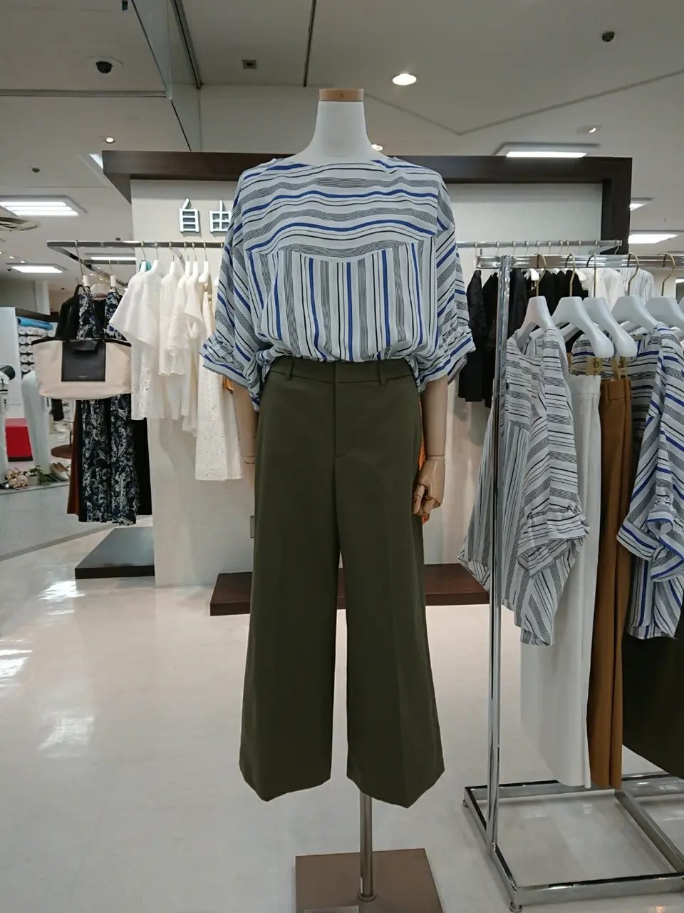 自由区 村田 コーディネート画像