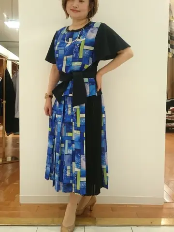 自由区 eri コーディネート画像