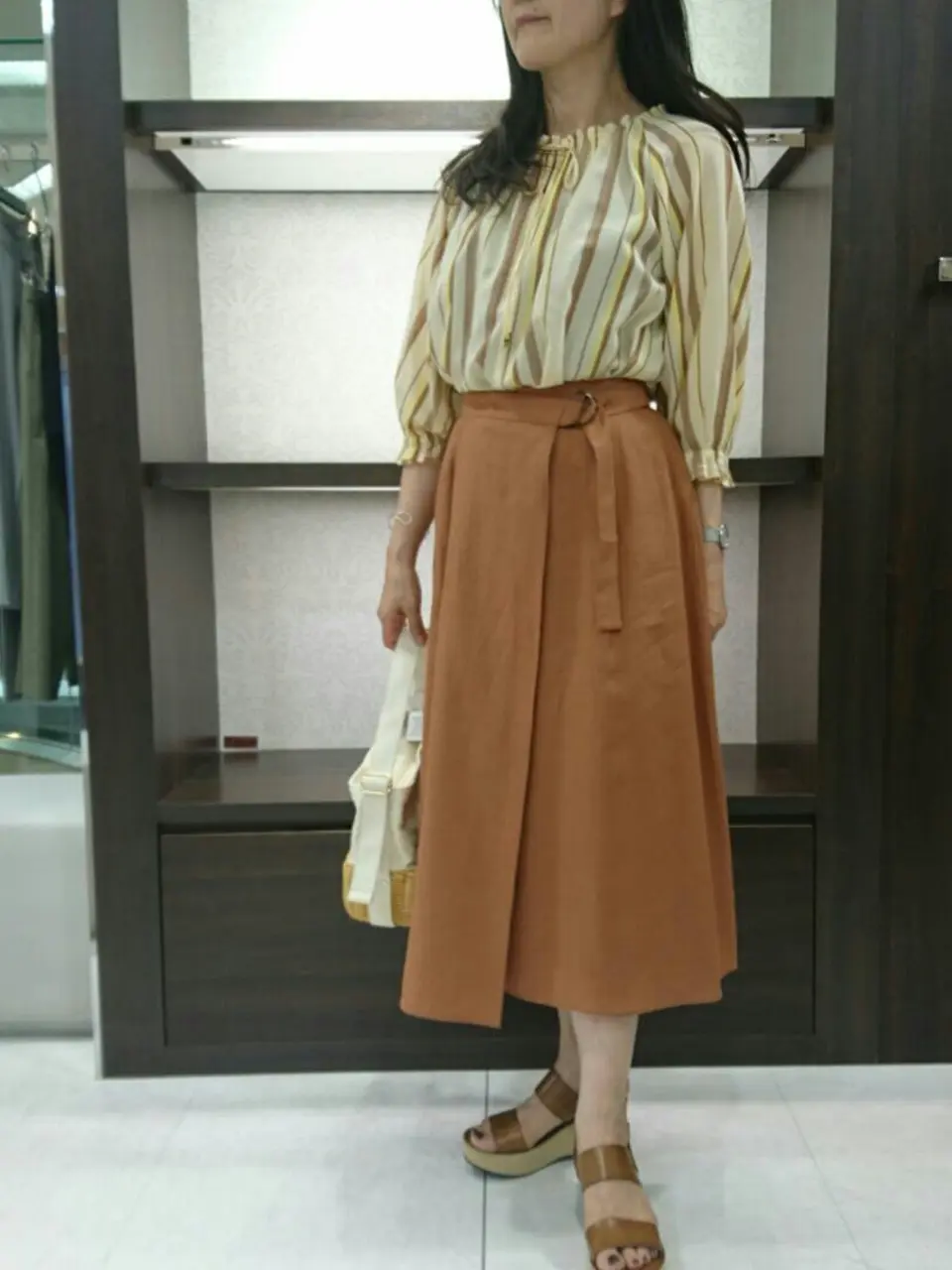 自由区 新保 コーディネート画像