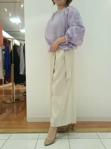 自由区 eri コーディネート画像