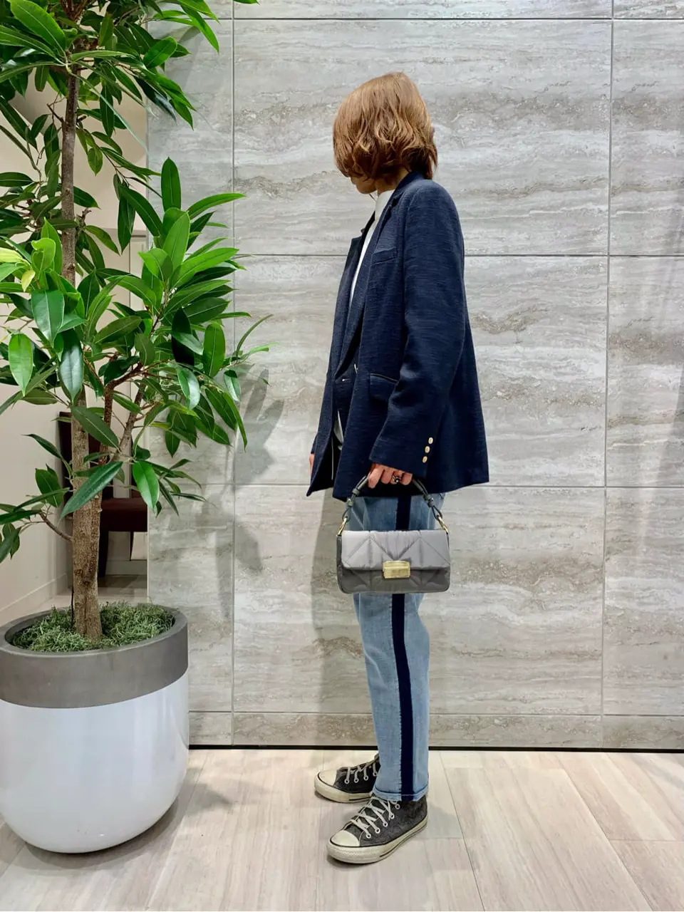 自由区 Ishii コーディネート画像