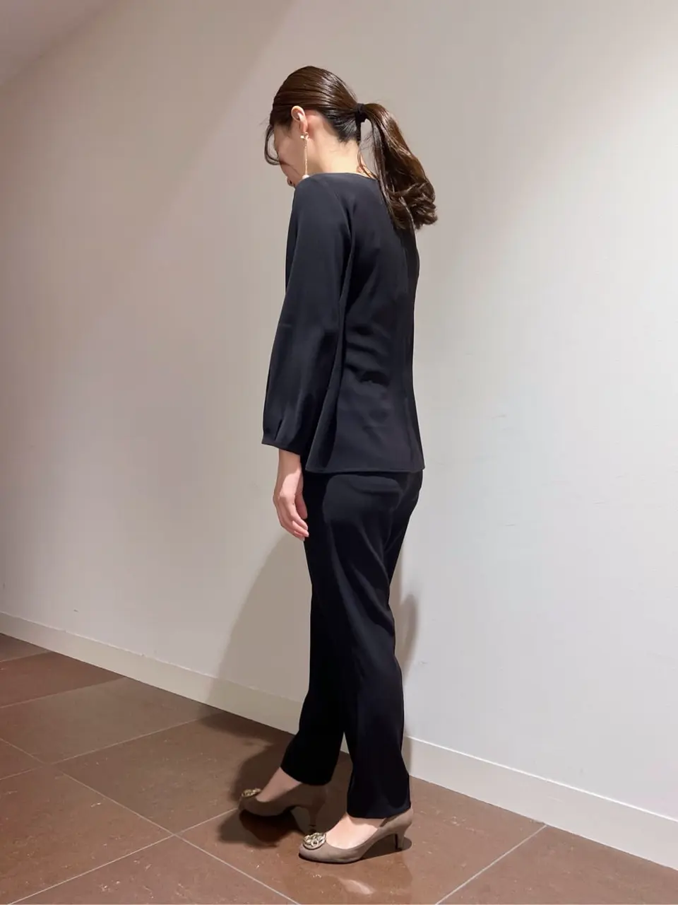 自由区 古宮 コーディネート画像