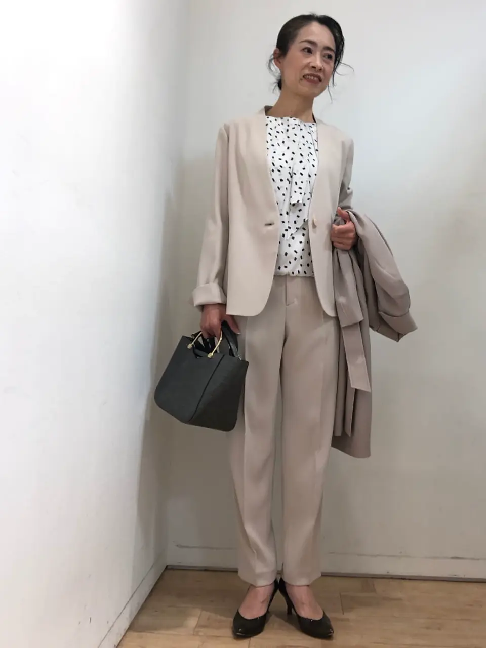 自由区 中尾 コーディネート画像