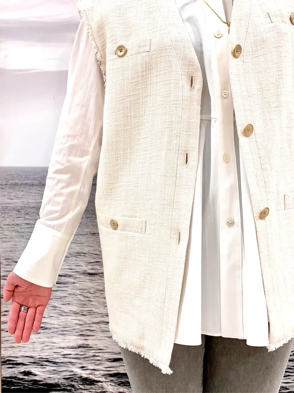 自由区 中鉢 コーディネート画像