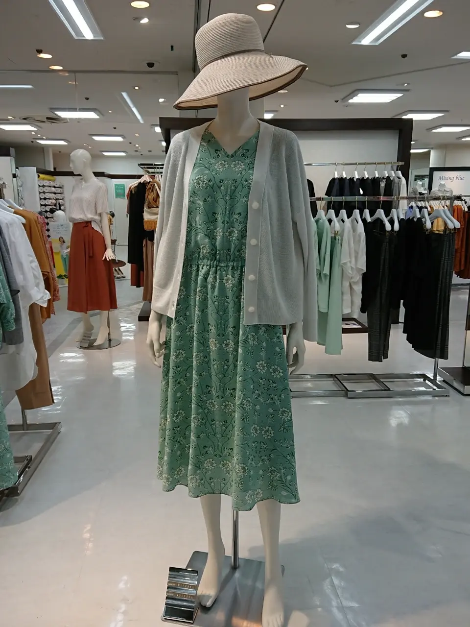 自由区 村田 コーディネート画像