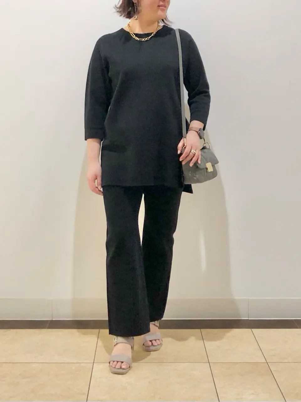 自由区 藤﨑 コーディネート画像