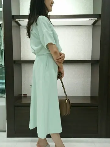 自由区 新保 コーディネート画像