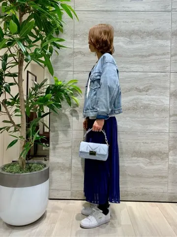 自由区 Ishii コーディネート画像