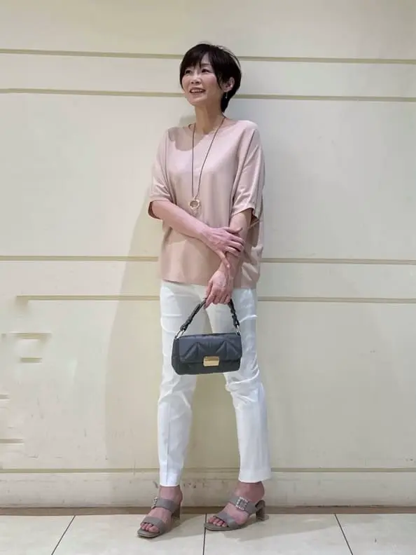 自由区 maruri コーディネート画像