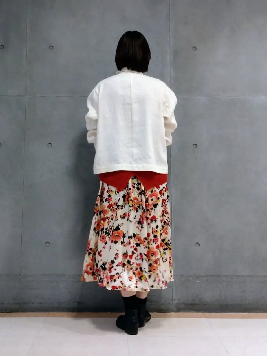 自由区 丸尾 コーディネート画像