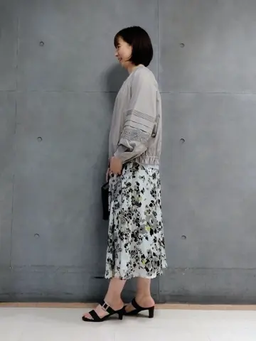 自由区 丸尾 コーディネート画像