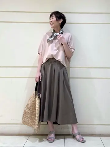 自由区 maruri コーディネート画像