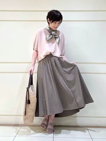 自由区 maruri コーディネート画像