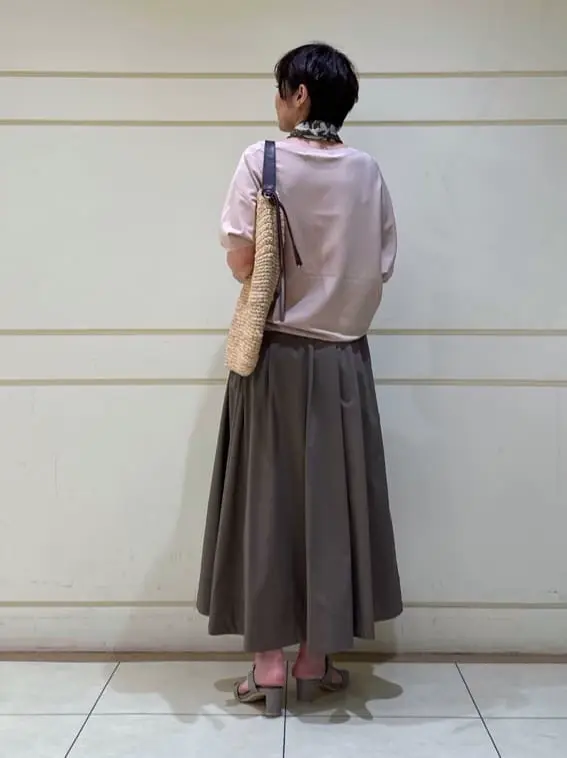 自由区 maruri コーディネート画像