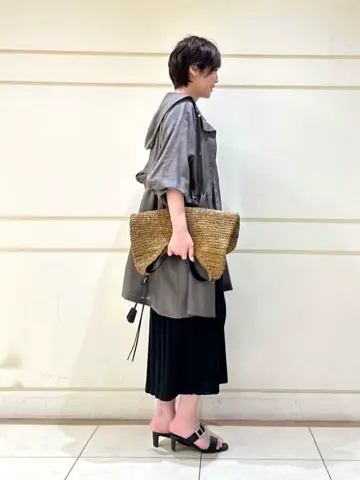 自由区 maruri コーディネート画像