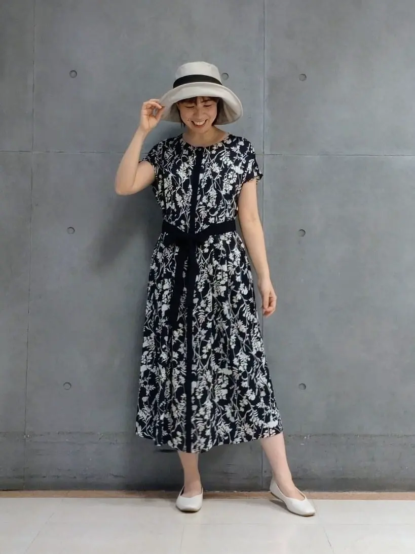  丸尾 コーディネート画像