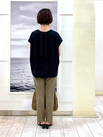 自由区 中鉢 コーディネート画像