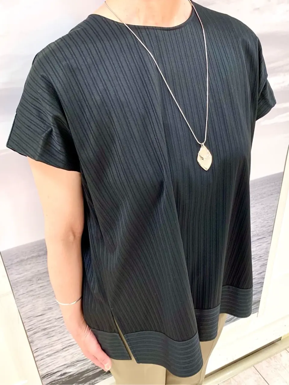 自由区 中鉢 コーディネート画像