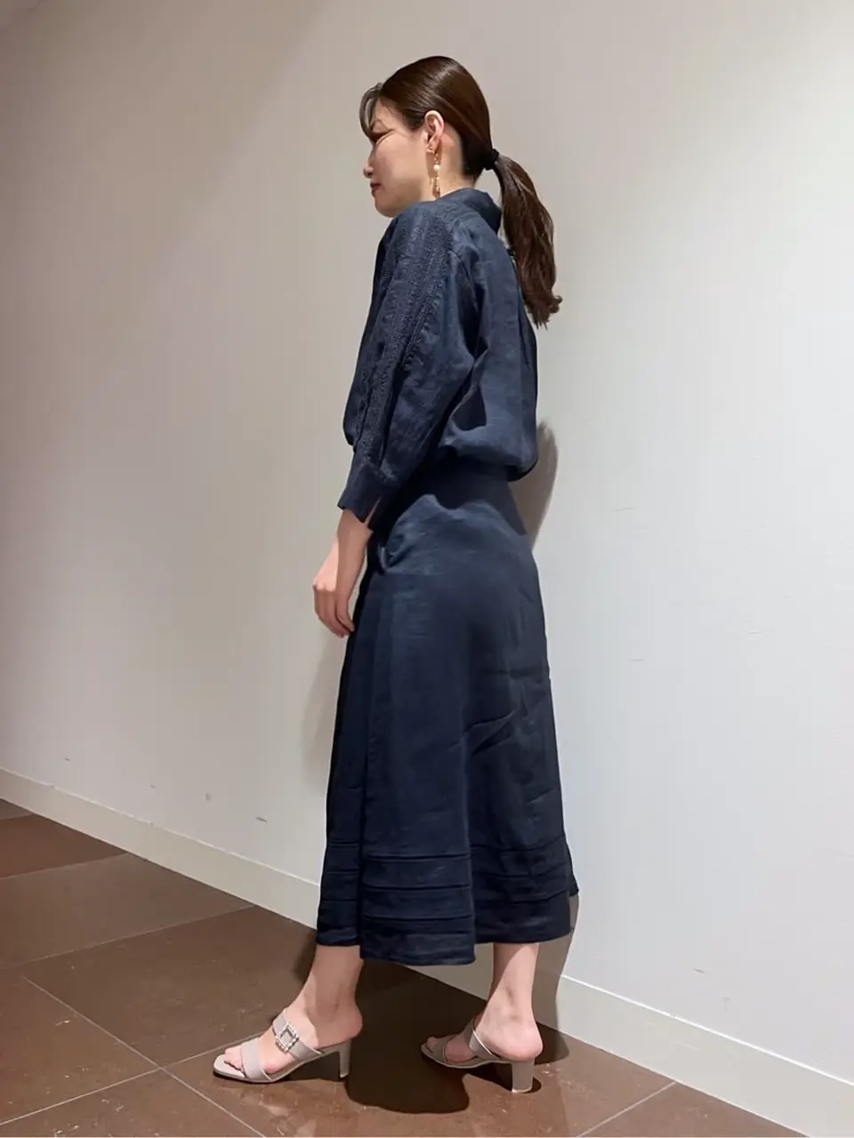 自由区 古宮 コーディネート画像