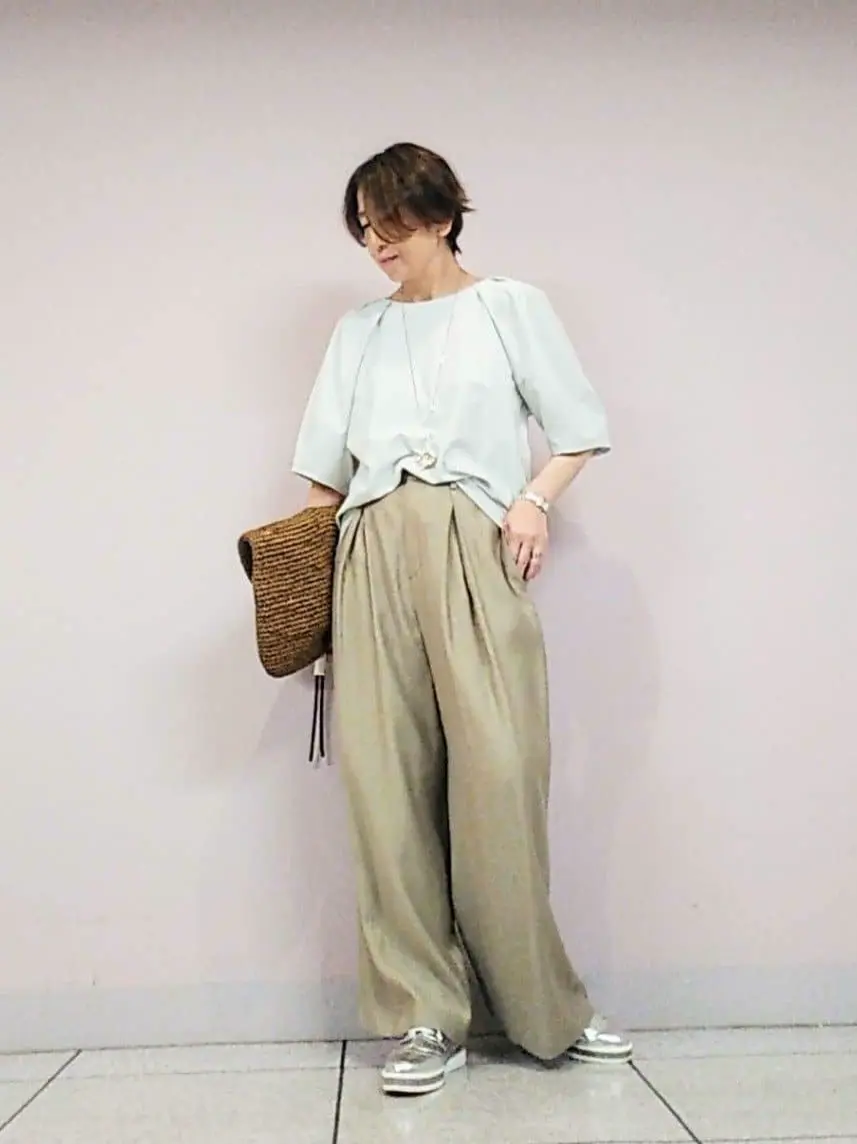 自由区 浅野 コーディネート画像