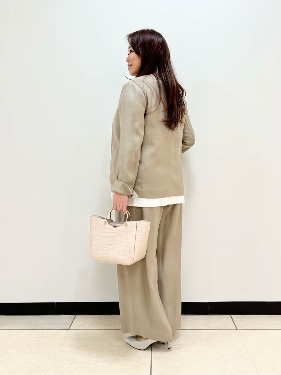 自由区 伊藤 コーディネート画像