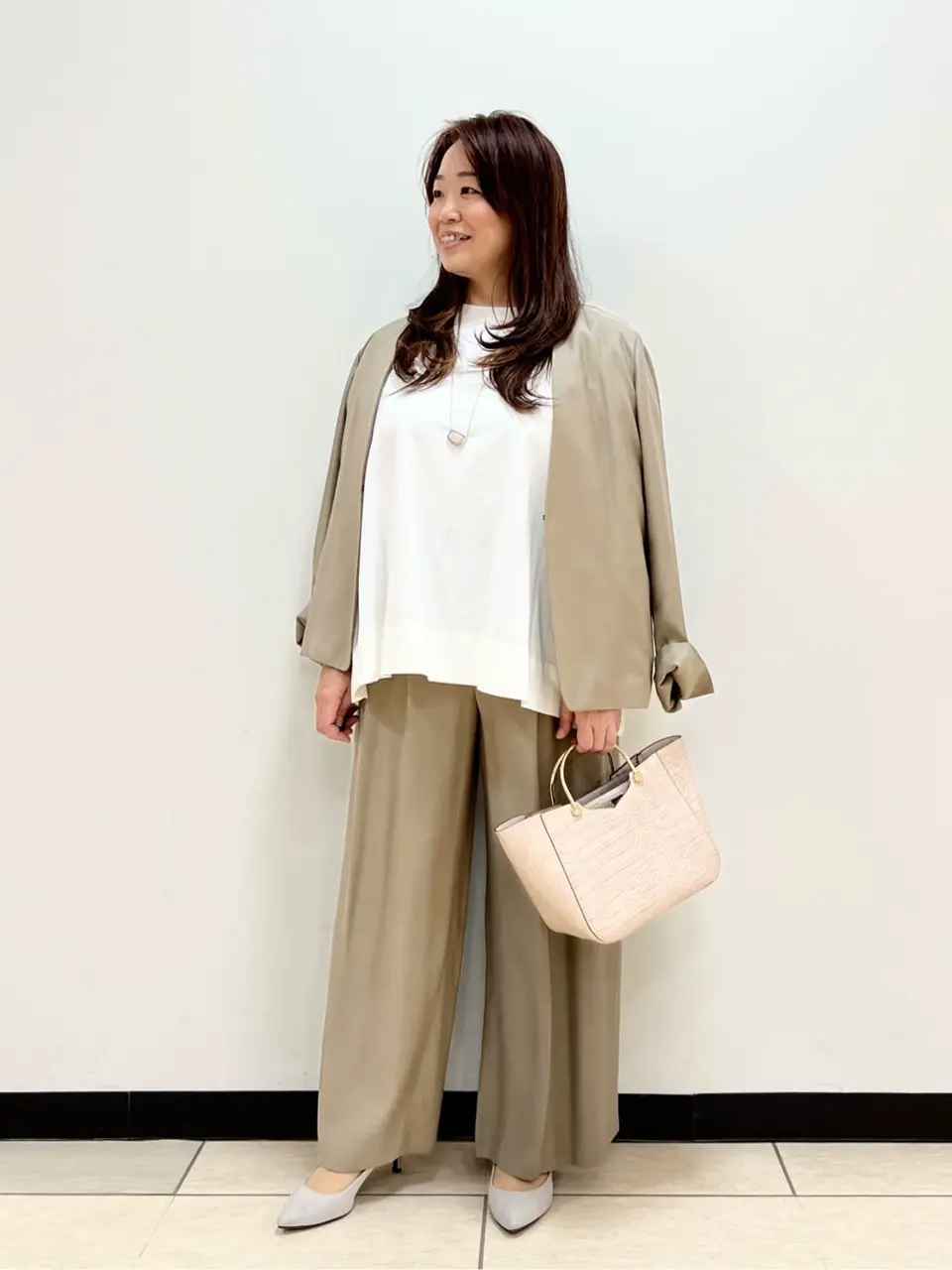 自由区 伊藤 コーディネート画像