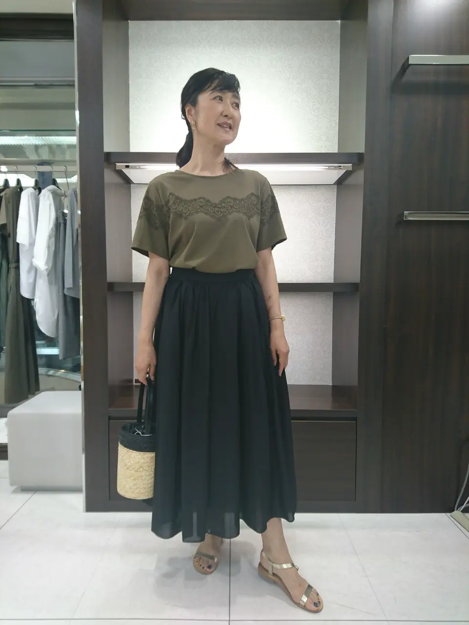  新保 コーディネート画像