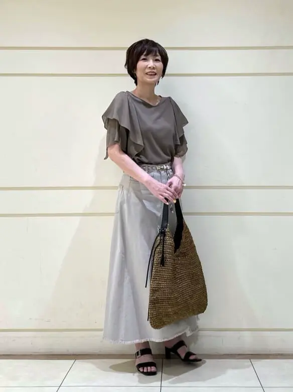 自由区 maruri コーディネート画像