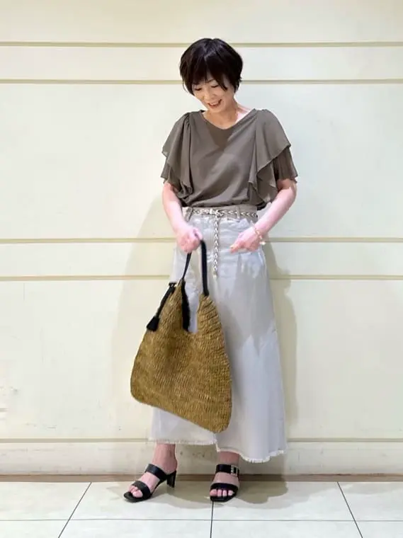 自由区 maruri コーディネート画像