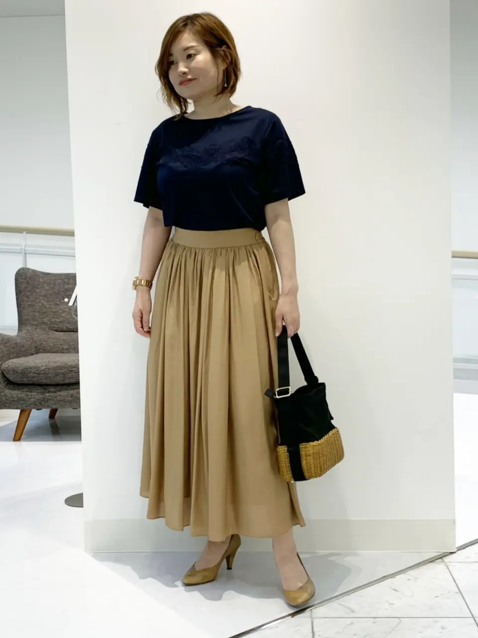 自由区 eri コーディネート画像