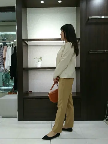 自由区 新保 コーディネート画像