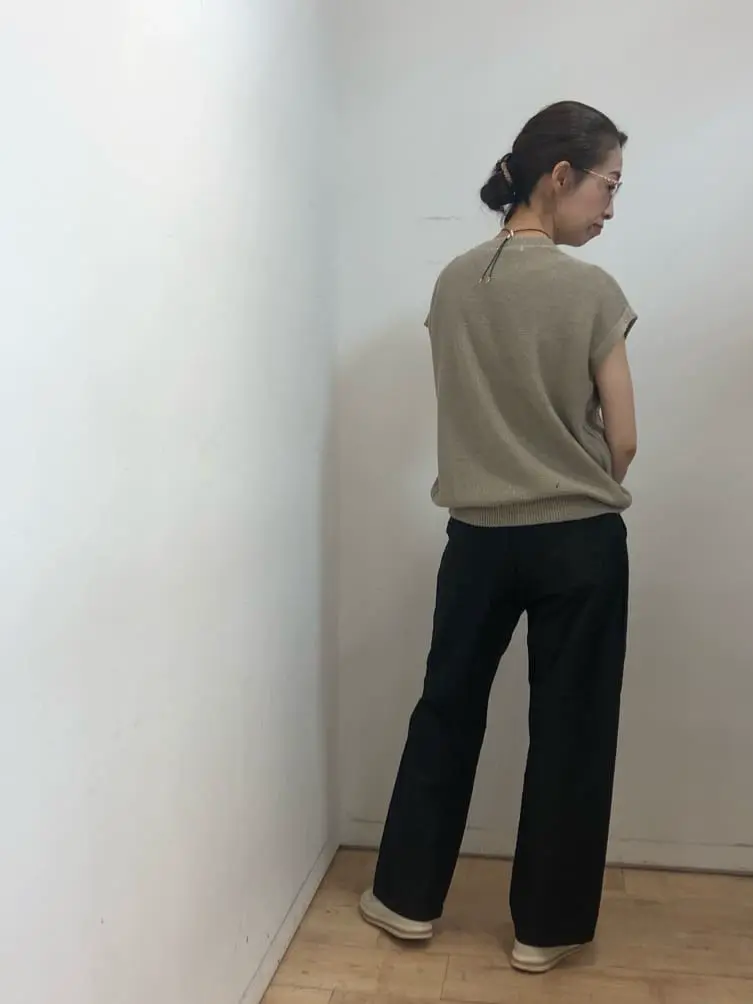 自由区 中尾 コーディネート画像