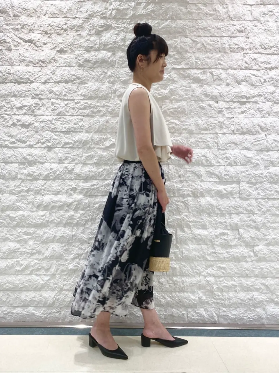 自由区 林 コーディネート画像