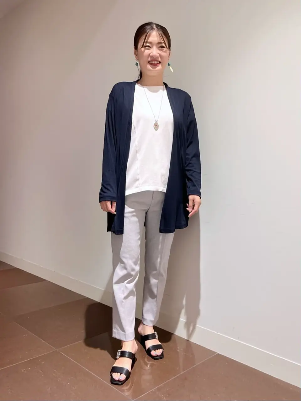 自由区 古宮 コーディネート画像