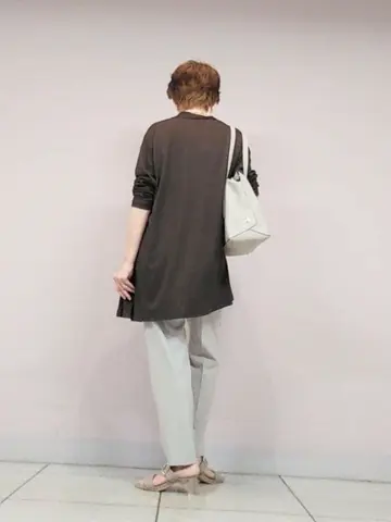 自由区 浅野 コーディネート画像