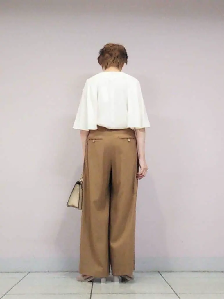 自由区 浅野 コーディネート画像