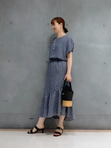 自由区 丸尾 コーディネート画像