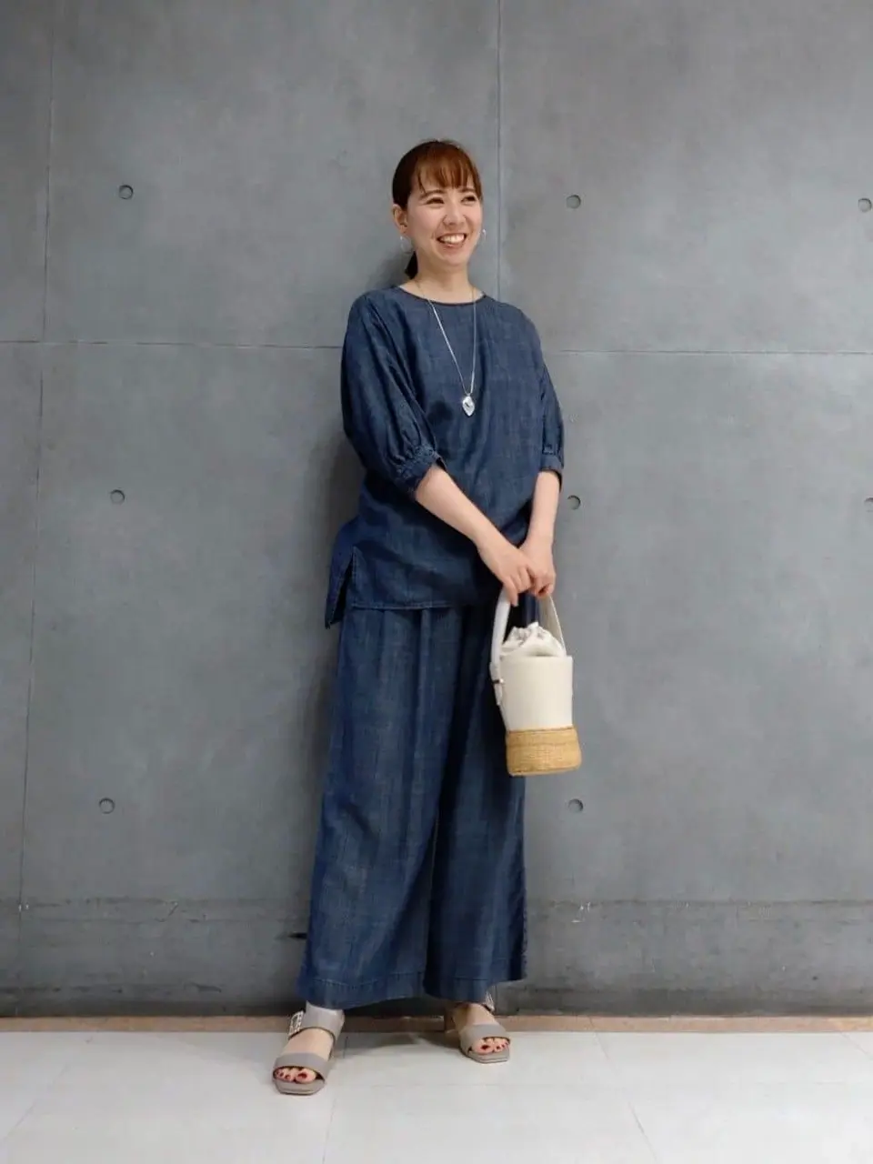  丸尾 コーディネート画像