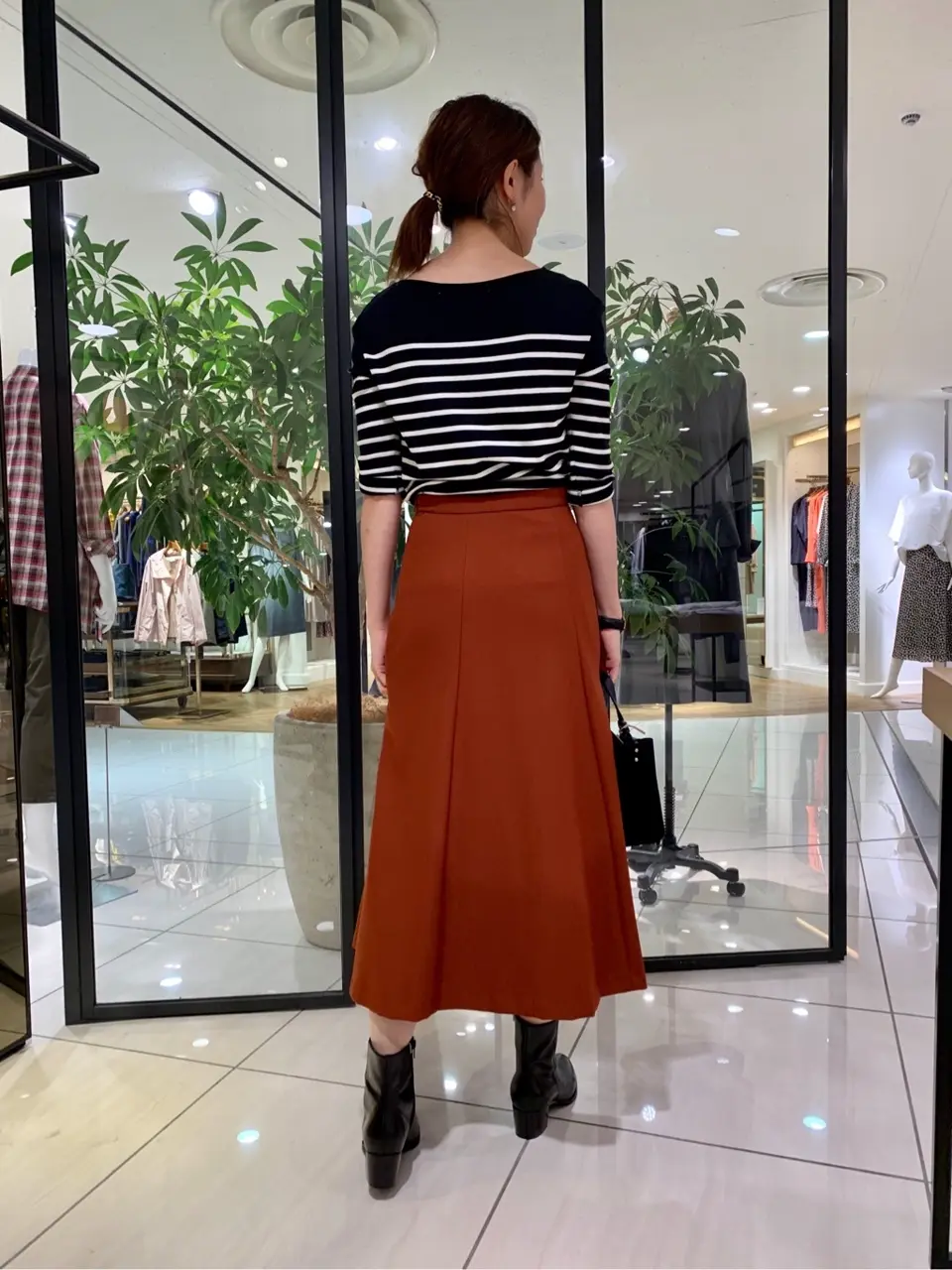 自由区 鳳京 コーディネート画像