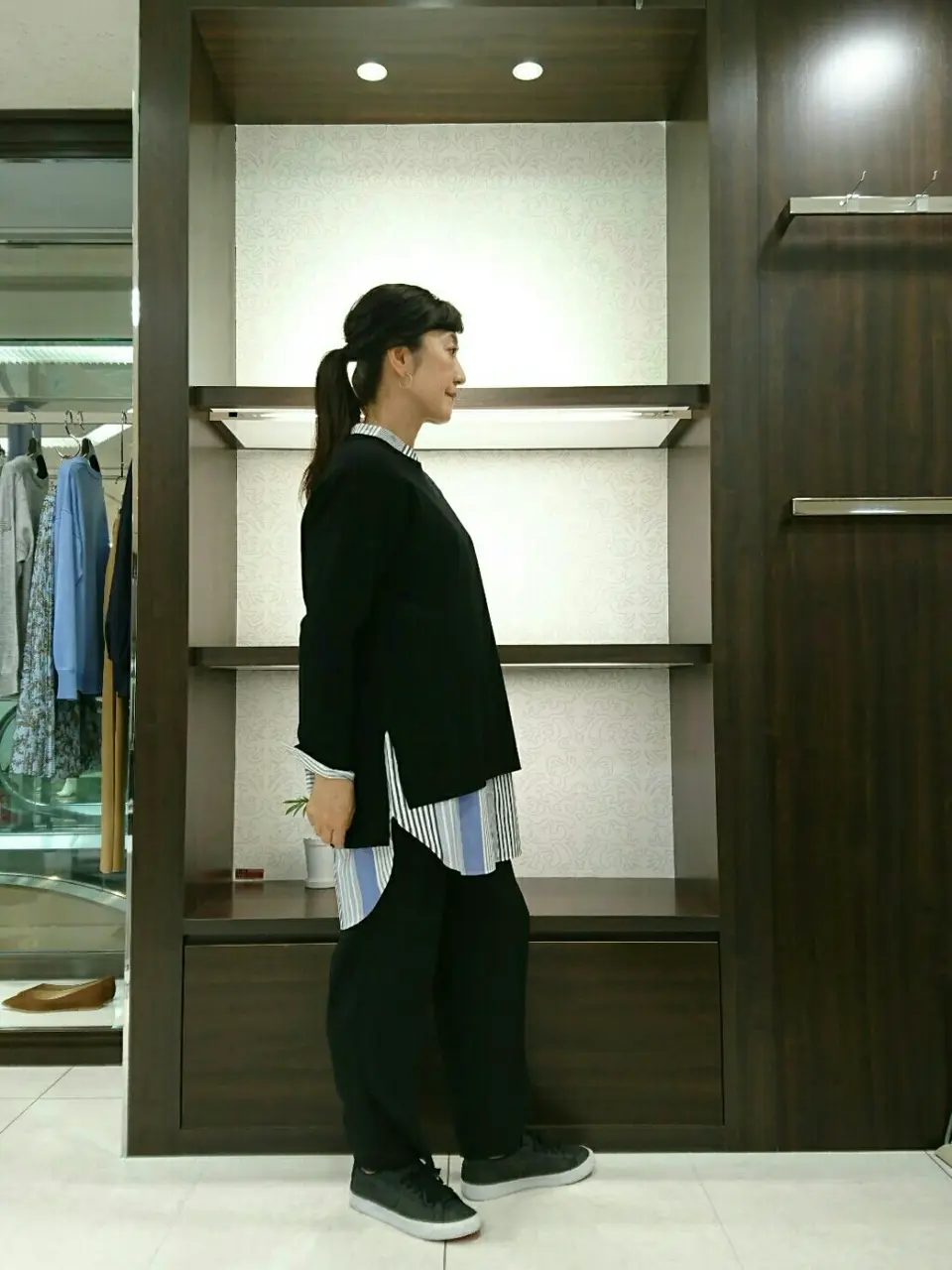  新保 コーディネート画像