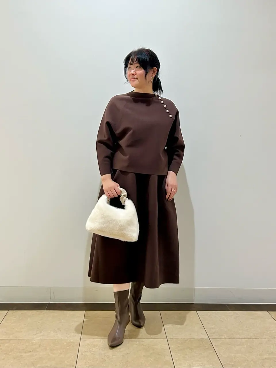 自由区 藤﨑 コーディネート画像