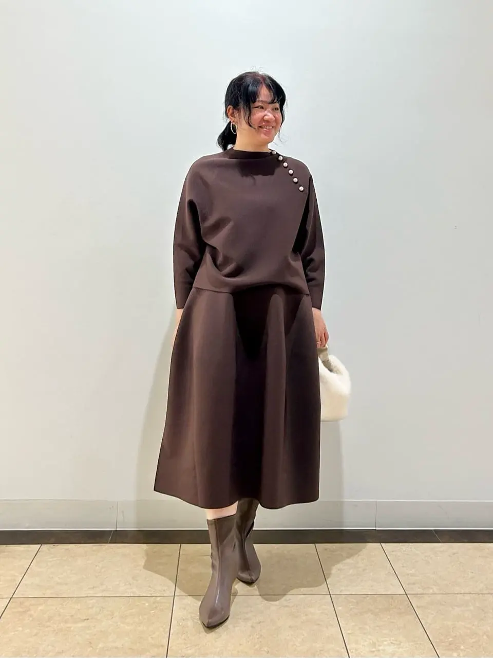 自由区 藤﨑 コーディネート画像