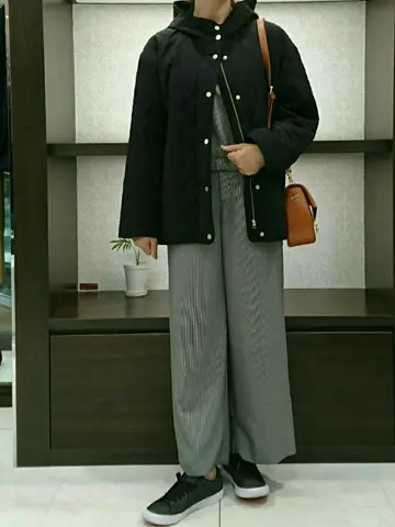 自由区 新保 コーディネート画像